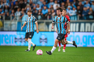 Nathan deve ser uma das novidades do Grêmio diante do Botafogo. (Foto: Lucas Uebel / Grêmio FBPA)
