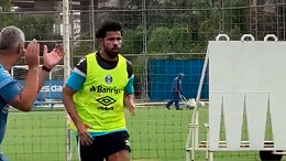 Como foi o primeiro dia de treino de Du Queiroz e Diego Costa no Grêmio