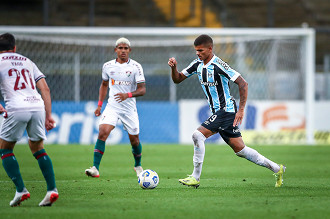 Matheus Sarará encaminha acerto com o Avaí, por empréstimo. (Foto: Lucas Uebel / Grêmio FBPA)