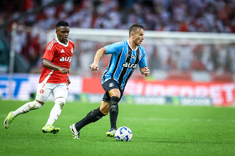 Arthur é o dono do maior salário do Grêmio. (Foto: Lucas Uebel / Grêmio FBPA) Arthur é o dono do maior salário do Grêmio. (Foto: Lucas Uebel / Grêmio FBPA)