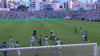 Áudio do VAR em Grêmio x Juventude: Daronco diz: Sinto muito, mas foi um baita gol Áudio do VAR em Grêmio x Juventude: Daronco diz: Sinto muito, mas foi um baita gol