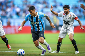 Cristaldo vive crise técnica no time do Grêmio - (Foto: Lucas Uebel / Grêmio FBPA) Cristaldo vive crise técnica no time do Grêmio - (Foto: Lucas Uebel / Grêmio FBPA)