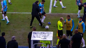 CBF divulga áudio do VAR do gol anulado de Grêmio x CSA; ouça