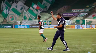 O valor do salário de Abel Ferreira no Palmeiras e os detalhes do seu contrato