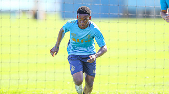 O contrato, salário e multa rescisória de Gabriel Mec no Grêmio