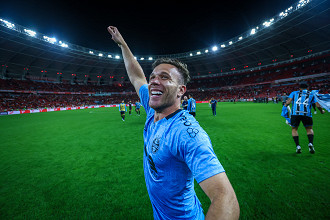 Arthur será desfalque do Grêmio diante do Botafogo por suspensão. (Foto: Lucas Uebel / Grêmio FBPA) Arthur será desfalque do Grêmio diante do Botafogo por suspensão. (Foto: Lucas Uebel / Grêmio FBPA)