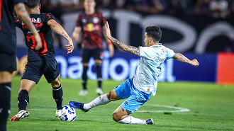 Torcedor reúne 15 erros de arbitragem contra o Grêmio no Brasileirão e dispara: Agora é esperar a banca pagar Torcedor reúne 15 erros de arbitragem contra o Grêmio no Brasileirão e dispara: Agora é esperar a banca pagar