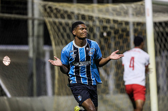 Harlley é um dos principais talentos do Grêmio sub-17. (Foto: Ângelo Pieretti / Grêmio FBPA)