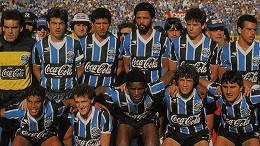 Há 36 anos, o Grêmio vencia o River Plate e fazia história na Supercopa Sul-Americana Há 36 anos, o Grêmio vencia o River Plate e fazia história na Supercopa Sul-Americana
