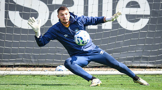 Botafogo quer tirar goleiro do Grêmio, diz portal Botafogo quer tirar goleiro do Grêmio, diz portal