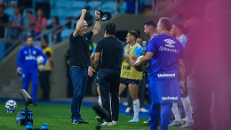 Quem retorna ao time do Grêmio contra o Juventude? Quem retorna ao time do Grêmio contra o Juventude?