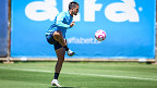 Grêmio ‘’não vê a hora’’ de se desfazer de atacante, diz jornalista