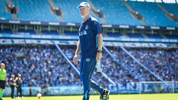 Entenda a cláusula que pode garantir Mano Menezes no Grêmio em 2026 Entenda a cláusula que pode garantir Mano Menezes no Grêmio em 2026