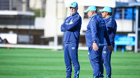 Jogador do Grêmio se lesiona e pode voltar apenas em 2026