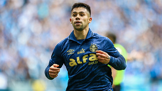 Grêmio hoje: Benzema avaliado pela nova gestão, proposta por Aravena e mais Grêmio hoje: Benzema avaliado pela nova gestão, proposta por Aravena e mais