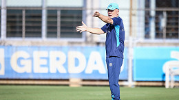 Grêmio deve ter quatro mudanças para enfrentar o Botafogo; veja a provável escalação Grêmio deve ter quatro mudanças para enfrentar o Botafogo; veja a provável escalação