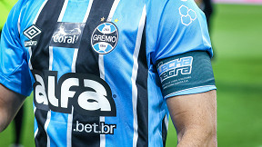 Inteligência Artificial revela primeira camisa do Grêmio da New Balance Inteligência Artificial revela primeira camisa do Grêmio da New Balance