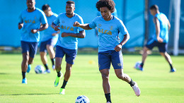 Com Arthur e Willian, Grêmio divulga relacionados para enfrentar o Palmeiras