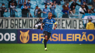 Grêmio hoje: retorno de Douglas Costa, goleiro do Palmeiras na mira e mais