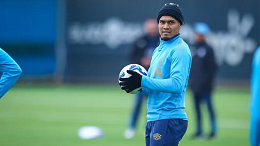 Peñarol comunica ao Grêmio decisão sobre futuro de Matías Arezo