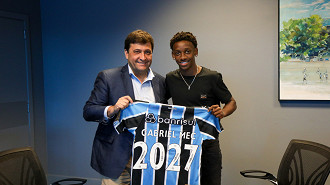 Jogador do Grêmio desmente ex-presidente: A direção aceitou a proposta