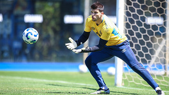 Por que o Grêmio busca um novo goleiro? Entenda