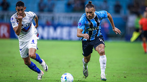 Direção do Grêmio quita R$ 5 milhões com Braithwaite, mas segue em atrito com estafe do jogador Direção do Grêmio quita R$ 5 milhões com Braithwaite, mas segue em atrito com estafe do jogador