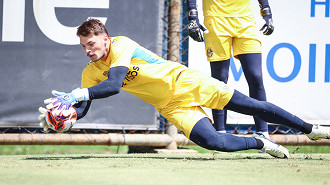 Grêmio hoje: busca por goleiro titular, estreia no Gauchão com desfalques e mais