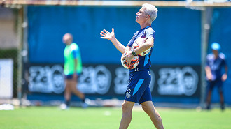 Com Tetê, Grêmio está escalado para enfrentar o São Luiz na Arena Com Tetê, Grêmio está escalado para enfrentar o São Luiz na Arena