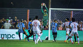 O salário de Weverton no Grêmio e os detalhes do seu contrato