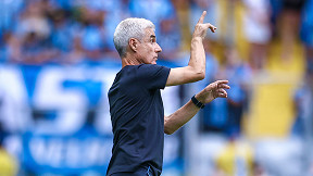 Tenho 30 anos de treinador: o que disse Luís Castro após o empate do Grêmio contra o Juventude