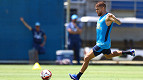 Grêmio teria que pagar bolada milionária para rescindir com Cuéllar; veja Grêmio teria que pagar bolada milionária para rescindir com Cuéllar; veja