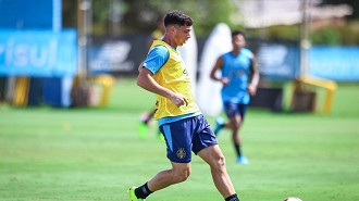 Juan Nardoni é inscrito no BID da CBF; Veja previsão de estreia pelo Grêmio