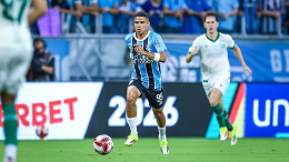 Dirigente do Junior Barranquilla revela atraso do Grêmio em pagamento por enamorado Dirigente do Junior Barranquilla revela atraso do Grêmio em pagamento por enamorado