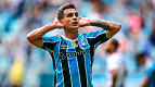 Após recuo do Toronto FC, outro clube quer tirar Cristaldo do Grêmio