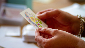 Vidente jogas as cartas e define resultado do GreNal 450 na Arena Vidente jogas as cartas e define resultado do GreNal 450 na Arena