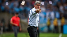 Renato Portaluppi bate o martelo e anuncia acerto com o Vasco Renato Portaluppi bate o martelo e anuncia acerto com o Vasco