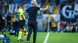 Luís Castro revela porque o Grêmio empatou com o Bragantino na Arena