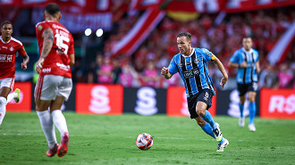 Grêmio tem retorno de Arthur aos treinamentos com bola Grêmio tem retorno de Arthur aos treinamentos com bola