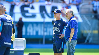 Paulo Pelaipe revela bastidores de reformulação do elenco do Grêmio: Negociações difíceis
