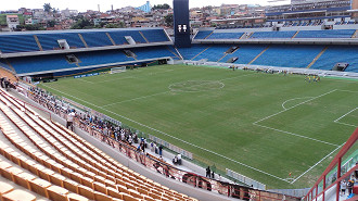 Palmeiras x Grêmio: tricolor ainda não venceu jogando na Arena Barueri Palmeiras x Grêmio: tricolor ainda não venceu jogando na Arena Barueri