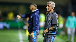 Tudo o que foi dito por Luís Castro após a derrota do Grêmio para o Palmeiras em Barueri