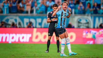 Aos 23 anos, Bitello é um dos destaques do time de Renato Portaluppi. (Foto: Lucas Uebel / Grêmio FBPA)