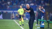 Direção do Grêmio reforça respaldo ao técnico Luis Castro Direção do Grêmio reforça respaldo ao técnico Luis Castro