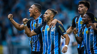 Grêmio quebra tabu na Copa do Brasil com vitória sobre o Confiança
