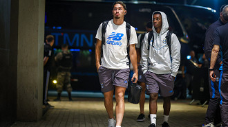 Grêmio fará treino em gramado sintético visando duelo contra o Athletico-PR