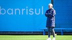 A nova dúvida do técnico Luis Castro para a próxima rodada do Brasileirão