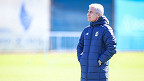 Com novo desfalque na zaga, Luís Castro chama jovem da base para duelo do Grêmio contra o Bahia