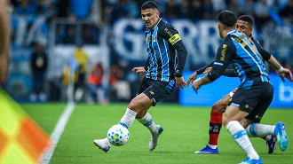 Grêmio confirma lesão de zagueiro; Veja o tempo de parada Grêmio confirma lesão de zagueiro; Veja o tempo de parada
