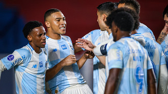 Grêmio x Palestino vai passar na TV aberta hoje (20)? Saiba como assistir ao vivo